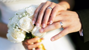 Platinum wedding rings