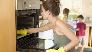 How to remove grease from the kitchen?