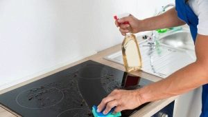How to clean a glass ceramic hob from carbon deposits?