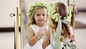 What hairstyle to choose for a girl for a wedding?