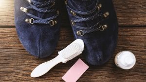 How to clean suede shoes at home?