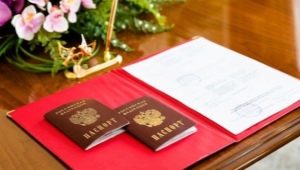 Can one of the newlyweds apply for marriage registration at the registry office?