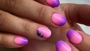 Features of round nails