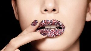 Design options and ways to create a broth manicure