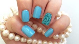 How to make a beautiful beaded manicure?