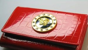 A wallet for attracting money in feng shui