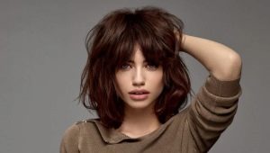 Haircuts for thick medium length hair