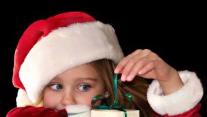 What to give a 7 year old girl for the New Year?