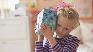 What to give a girl for 5 years?