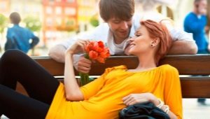 What to give a girlfriend to mark the date of a relationship?