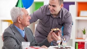 What to give your father for his 70th birthday?