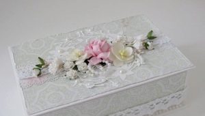 How to make a DIY scrapbooking box?