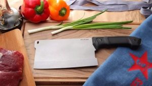 How to choose a hatchet knife?
