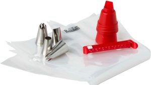 How to make a piping bag with your own hands?