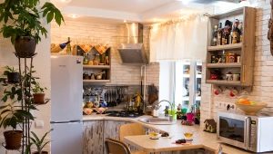 How to equip a small kitchen so that it is cozy and comfortable?