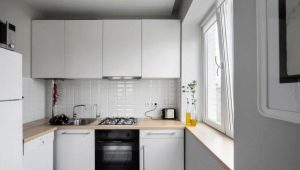 Kitchens in brezhnevka: layout, design and arrangement
