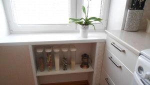Niche in the kitchen under the window: how to beat it?