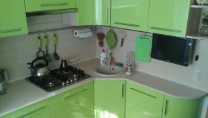 Corner kitchens in Khrushchev: varieties and recommendations for choosing