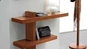 Shelves in the hallway: what are they and how to choose them?