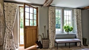 Curtains in the hallway: what are they and how to choose?