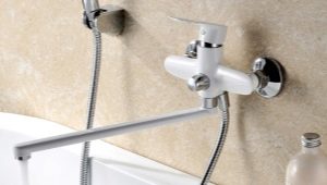 Features and selection of bathroom faucet with swivel spout