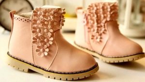 Children's ankle boots: what are there and how to choose?