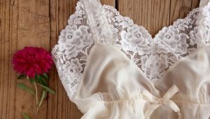 Choosing a lace women's shirt