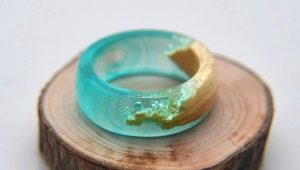 Epoxy and wood products
