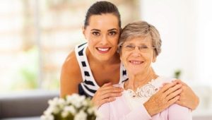 What to give a mother-in-law on March 8?