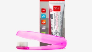 All About Folding Toothbrushes