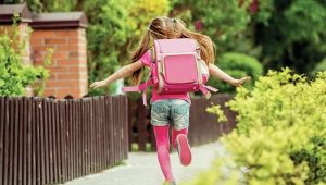 1-4年級女生如何選擇書包？