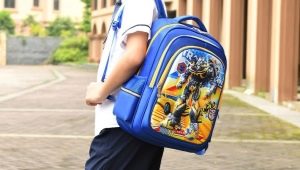 Choosing a school backpack for a boy in grade 5