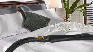 All About Silk Sheets