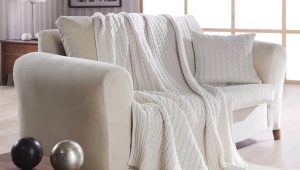 White blankets and bedspreads in the interior