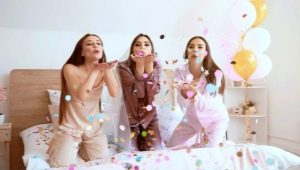 How to have a pajama party?
