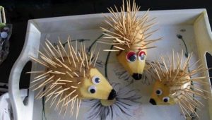 How to make a potato hedgehog?