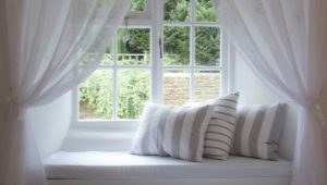 All about windowsill pillows