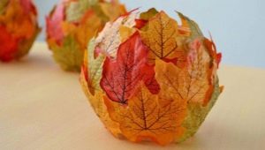Making leaf crafts