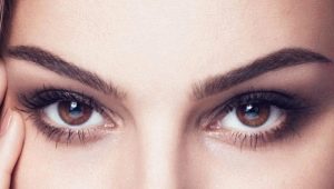 We do light eye makeup