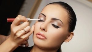 We do professional makeup