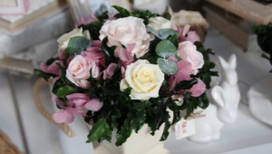 Making stabilized flowers with our own hands