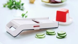 Description of Tupperware grater models