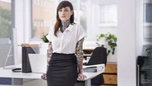 Work and tattoos: where are they not taken to work and why?