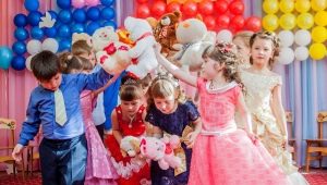 Kindergarten Graduation Scenario