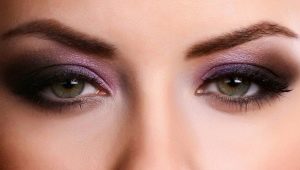 Smokey ice for green eyes