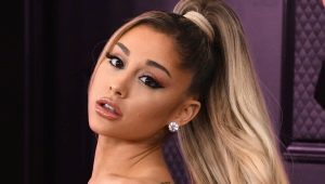 The making of Ariana Grande's makeup