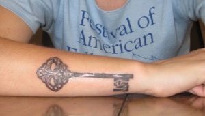Key tattoo: meaning and ideas of sketches