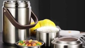 Thermoses for food with containers