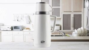 Thermoses of the LP Thermoproducts trademark