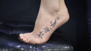All about the tattoo on the foot